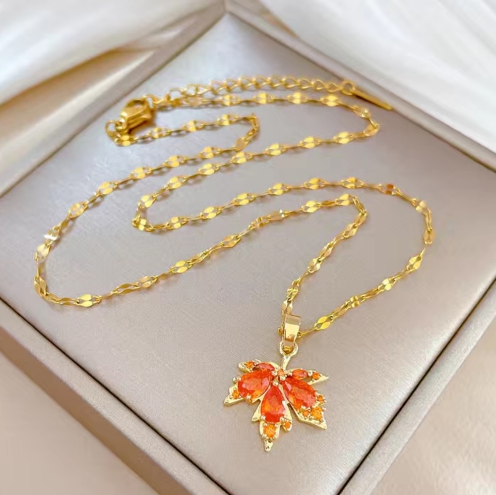 NEW 18K Gold Maple Leaf Necklace Fall Harvest Thanksgiving Jewelry